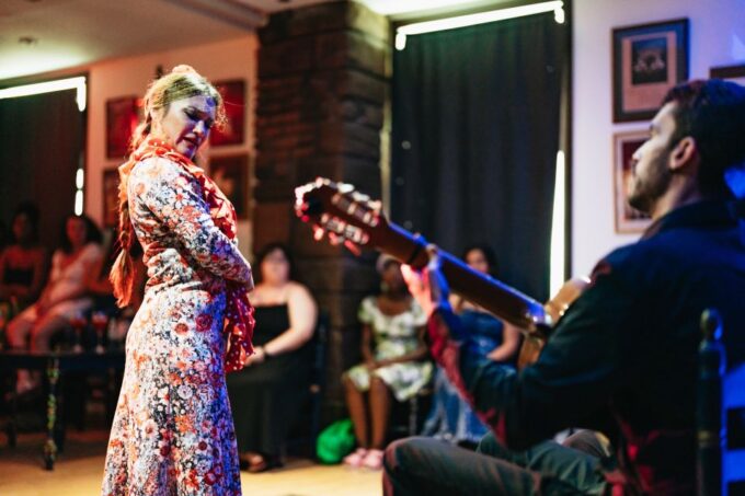 Seville: Baraka Sala Flamenca Show With Drink in Triana - Practical Information
