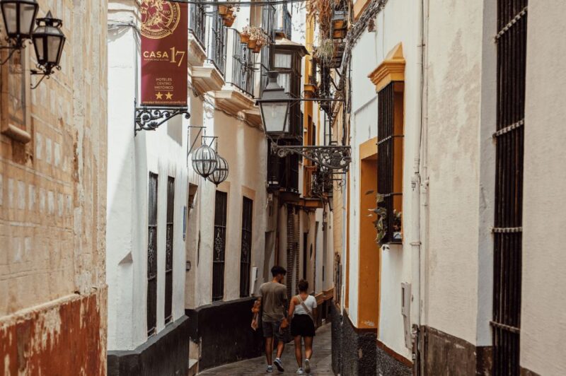 Seville: Barrio De Santa Cruz Self-Guided Audio Tour - Included Features