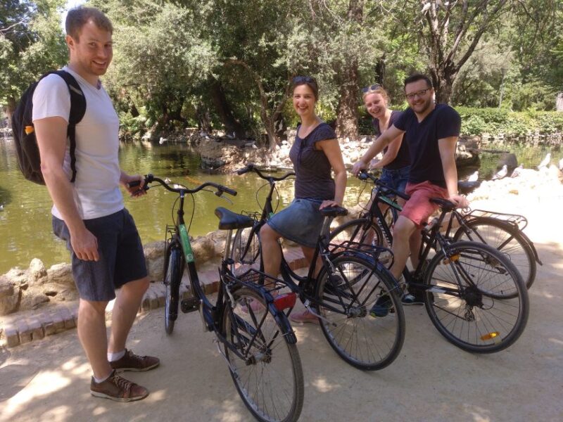Seville: Bicycle Rental - Included Accessories