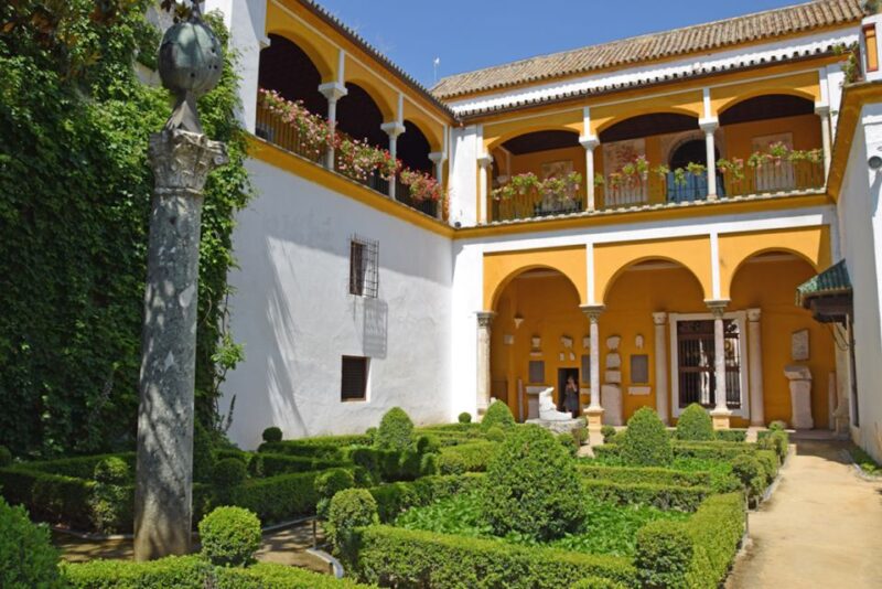 Seville: Casa De Pilatos Ground Floor Entry Ticket - Historical Significance