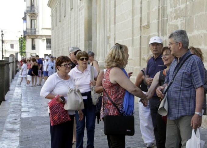 Seville: Cathedral 1-Hour Guided Tour - Meeting Point and Directions