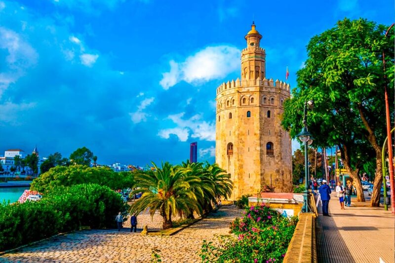 Seville: Cathedral and Giralda Guided Tour With Tickets - Tour Highlights