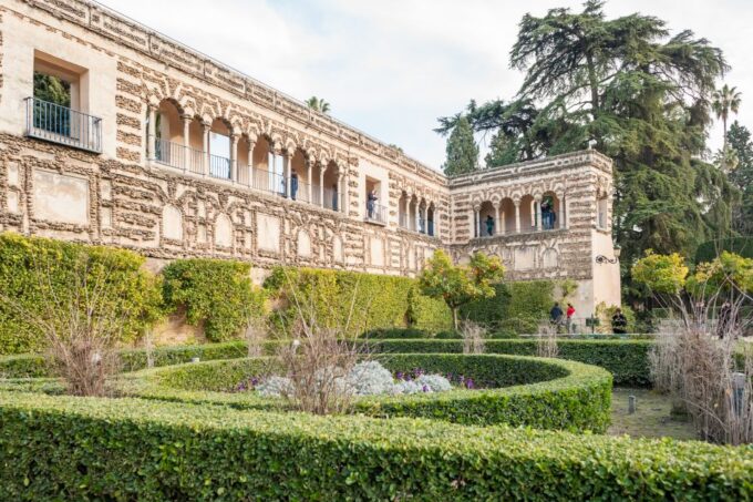 Seville: Cathedral, Giralda & Alcazar Entry With Guided Tour - FAQ