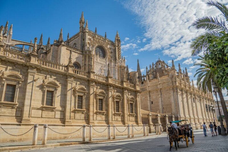 Seville: Cathedral & Giralda Guided Tour With Tickets - Cathedral Highlights