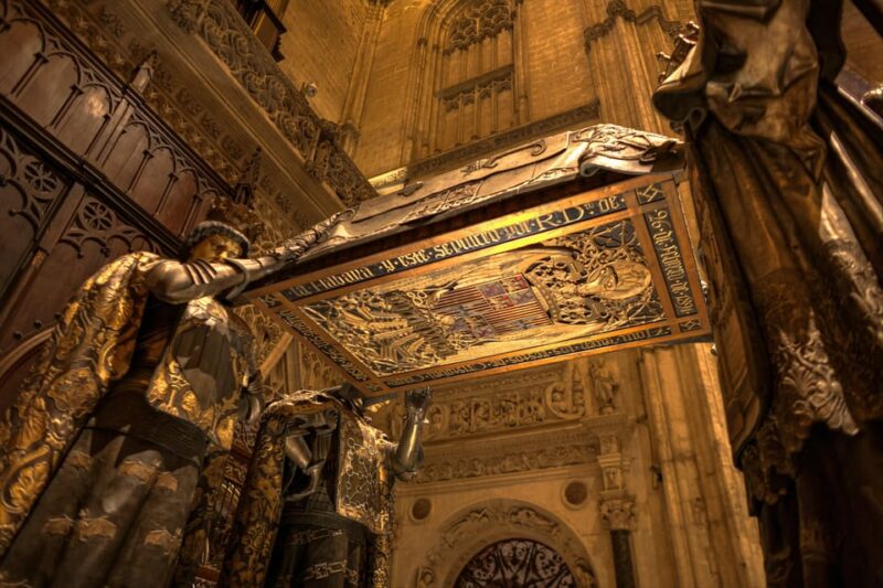 Seville: Cathedral & Giralda Guided Tour With Tickets - Giralda Tower Experience