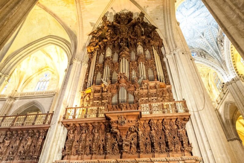 Seville: Cathedral Guided Tour With Optional Alcázar - Guided Experience and Traveler Reviews