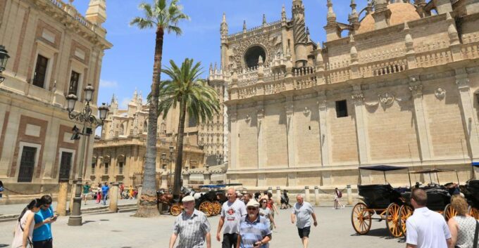 Seville: City Center Walking Tour - Tour Inclusions and Details