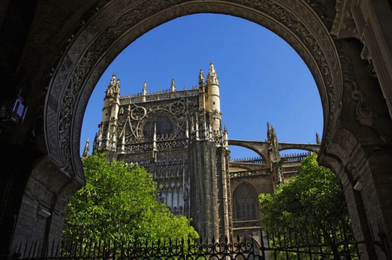 Seville: City Landmarks Smartphone Audio Guide - Key Points