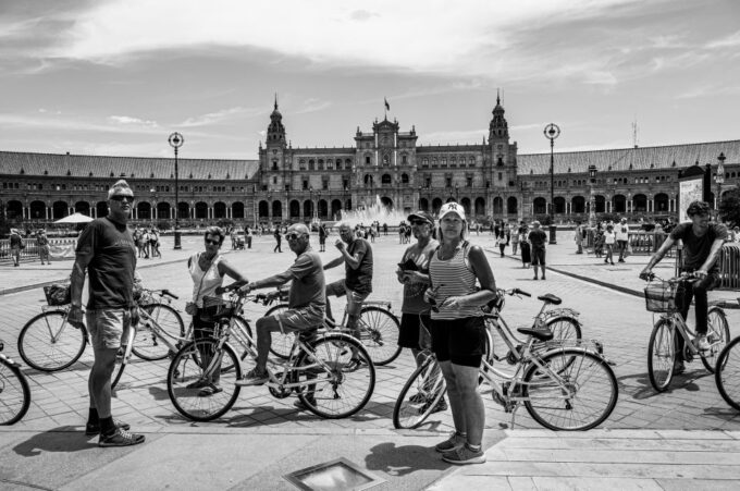Seville: City Sightseeing and Local Culture Bike Tour - Sevilles Moorish Influence