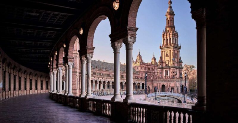 Seville: Escape Game and Tour - Tour Features