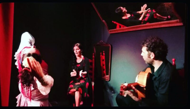 Seville: Flamenco 2 X 1: Flamenco Tour + Dance Class - Unique Features of the Tour