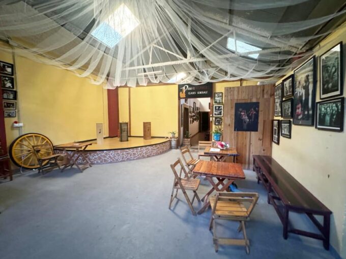 Seville: Flamenco 2 X 1: Flamenco Tour + Dance Class - Seville: The Birthplace of Flamenco