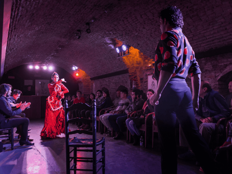Seville: Flamenco Dreams Show With Drink in an Arabic Vault - Traditional Costumes and Choreography