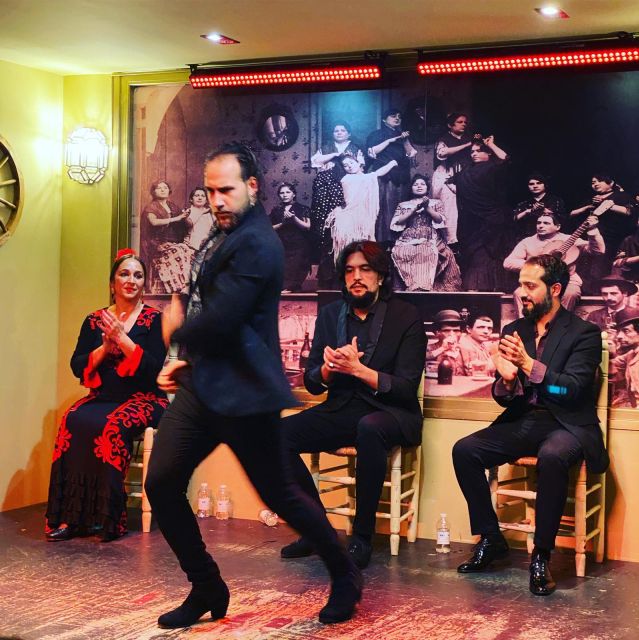 Seville: Flamenco Show With Drink at Tablao La Cantaora - Andalusian Cultural Ambiance