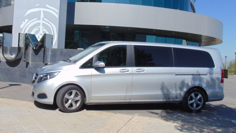 Seville/Granada: One Way Transfer Between the Two Cities - Luxury Vehicle Options