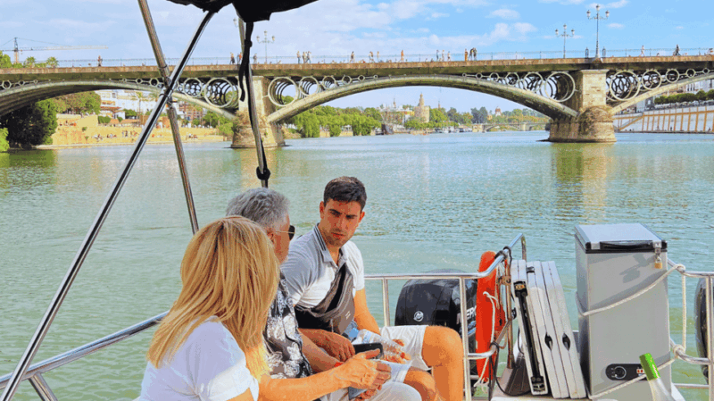 Seville: Guadalquivir River Boat Tour - Inclusions and Amenities