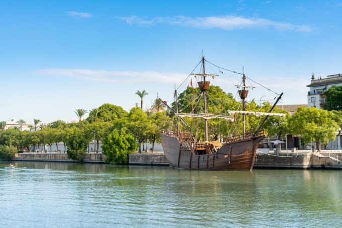 Seville: Guadalquivir River Yacht Tour With Drink and Food Options - Welcome Drink and Appetizer