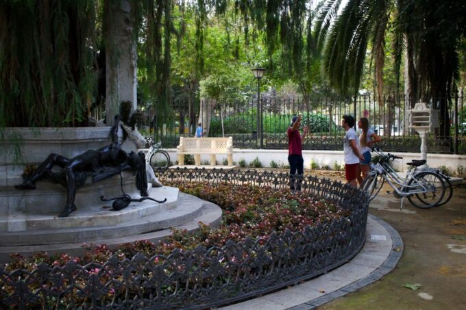 Seville: Guided Sunset Bike Tour - Customer Feedback and Ratings