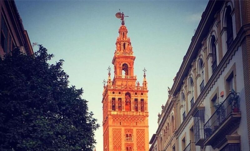 Seville: Guided Tour of Cathedral of Seville & Giralda Tower - Key Points