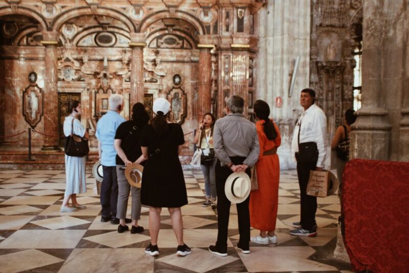 Seville: Guided Tour of Cathedral of Seville & Giralda Tower - Meeting Point and Important Information