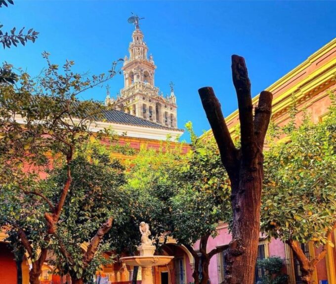 Seville: Guided Tour of Cathedral of Seville & Giralda Tower - Ascending the Giralda Tower