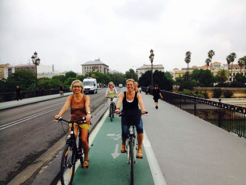Seville: Highlights City Bike or E-Bike Tour - Important Information and Requirements