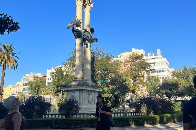 Seville Highlights Private Walking Tour - Transportation and Location
