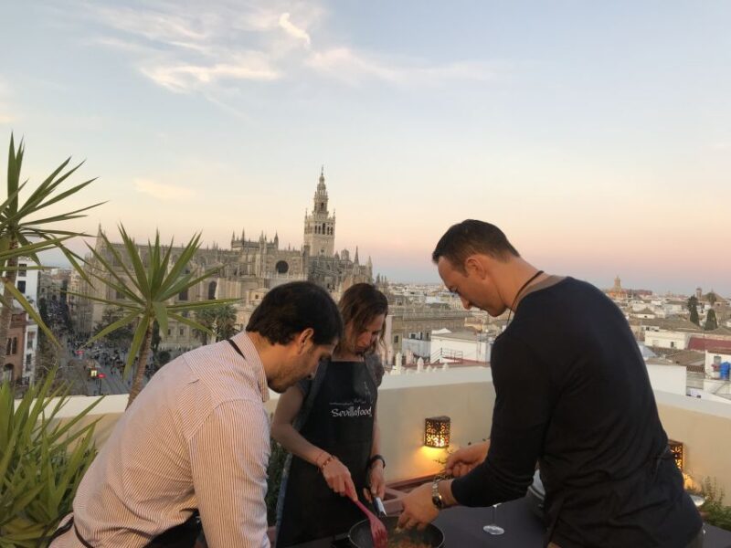 Seville: Highlights Rooftop Tour & Paella Cooking Class - Rooftop Panoramic Tour