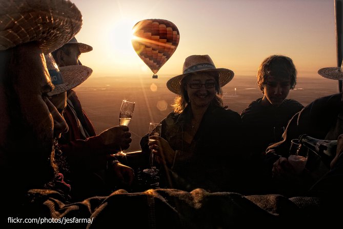 Seville Hot-Air Balloon Ride With Breakfast, Cava & Hotel Pick up - Booking and Cancellation Policy