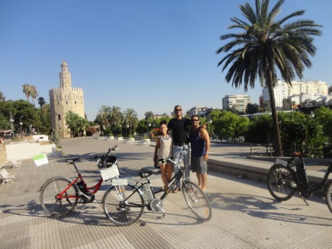 Seville: Landmarks Electric Bike Tour - Visit Iconic Seville Sites