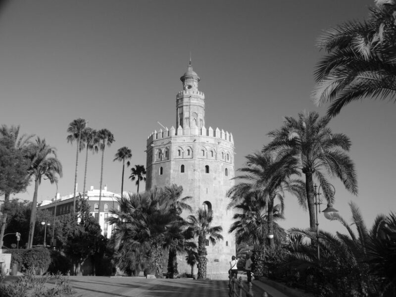 Seville: Legends of Triana Tour & Eco Cruise - Experience Highlights