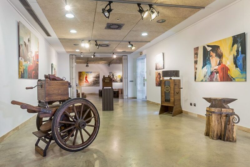 Seville: Museum of Flamenco Dance Admission Ticket - Museum Hours and Accessibility