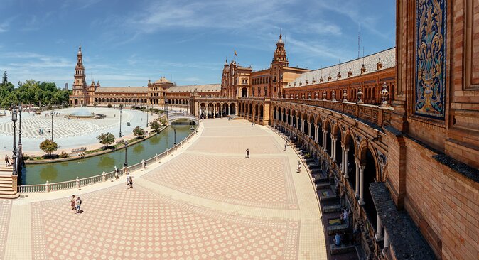Seville Must-Do Family Friendly Private Tour - Traveler Participation and Experience
