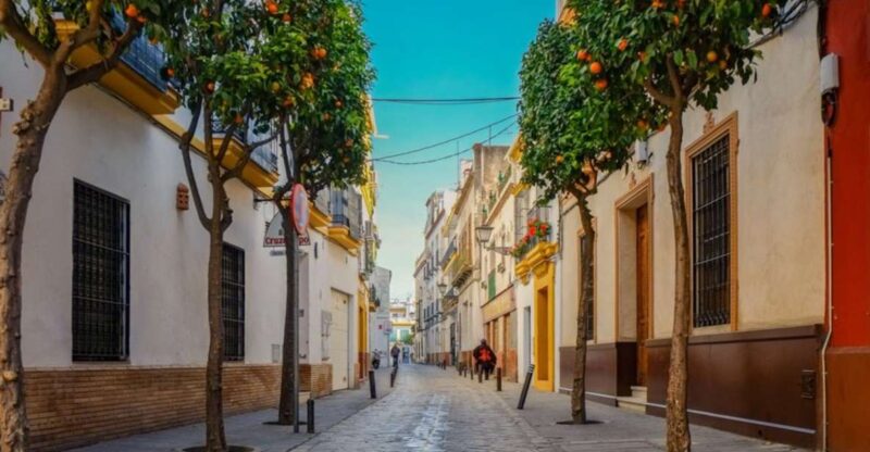 Seville Old Town: The Inheritance Outdoor Escape Game - Key Points