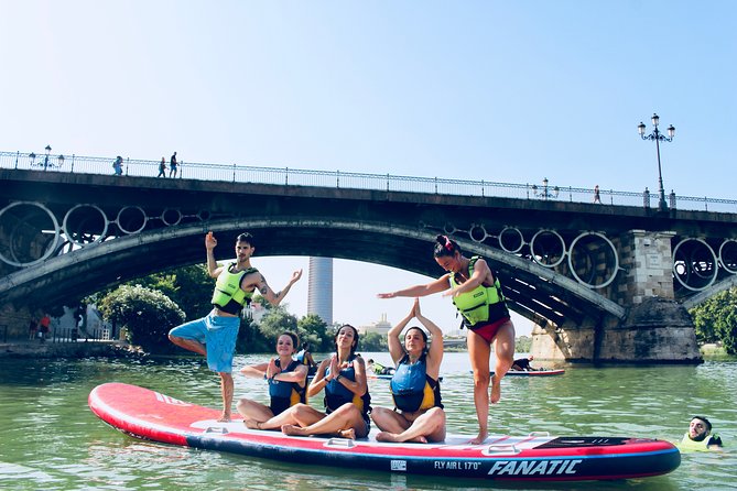 Seville: Paddle Surf on an XXL Board - Wardrobe and Lockers