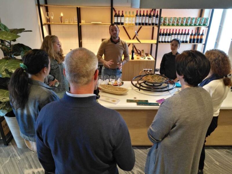 Seville: Paella Showcooking Experience - Highlights of the Paella Showcooking Experience