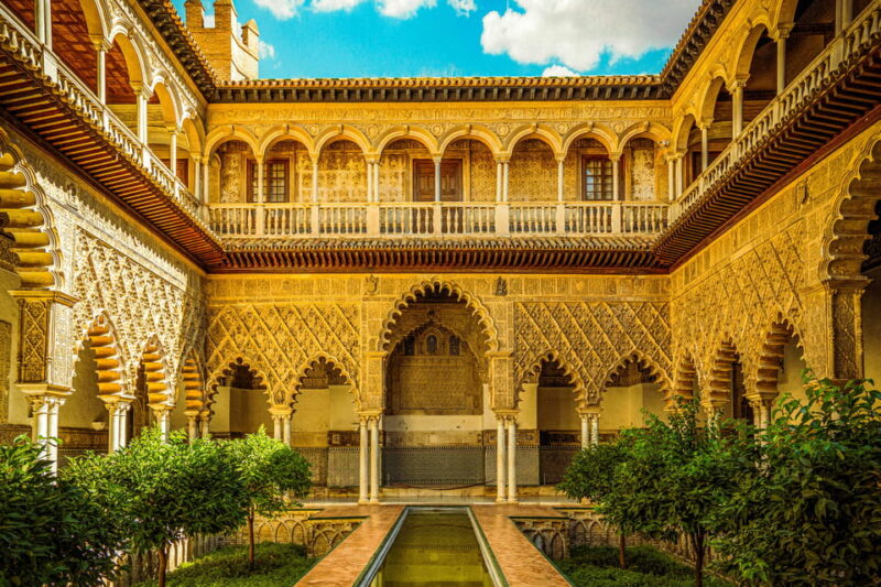 Seville: Priority Access Cathedral, Giralda & Alcázar Tour - What to Bring and Not Allowed