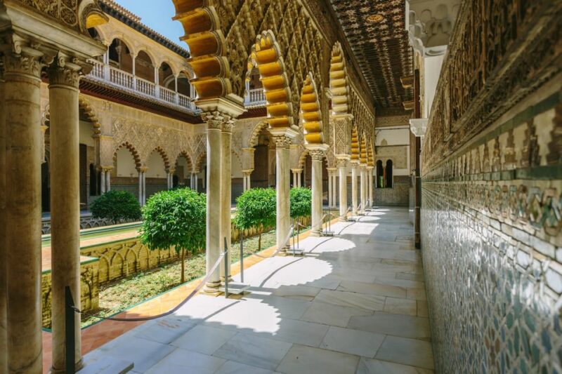 Seville: Priority Access Cathedral, Giralda & Alcázar Tour - Key Points