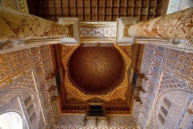 Seville: Priority Access Cathedral, Giralda & Alcázar Tour - Skip-the-Line Access