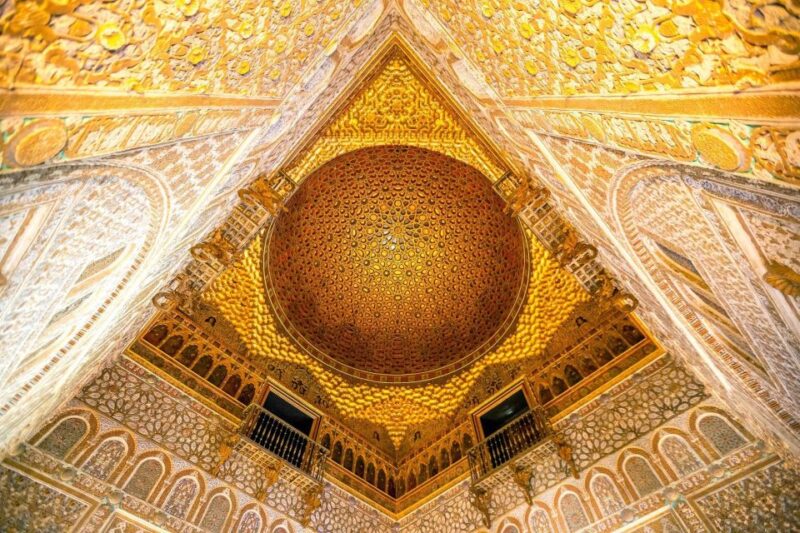 Seville: Priority Access Royal Alcazar Tour - Tour Itinerary