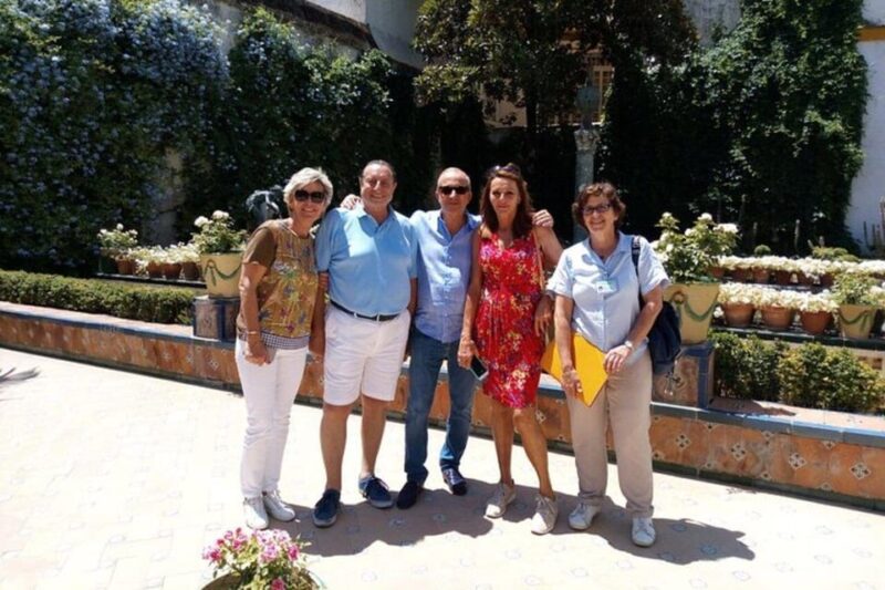 Seville: Private or Shared Group Highlights Walking Tour - Visiting the Seville Cathedral