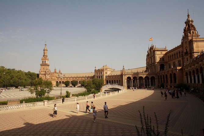 Seville Private Walking Tour With Alcazar & Cathedral Tickets - Charming Streets of Santa Cruz