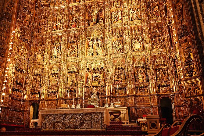 Seville Private Walking Tour With Alcazar & Cathedral Tickets - Inclusions and Meeting Information