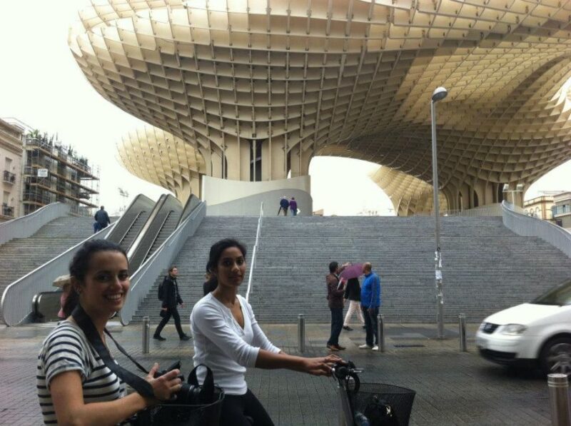 Seville: Relaxing Electric Bike Tour With Tour Guide - Discovering Trianas Flamenco and Ceramics