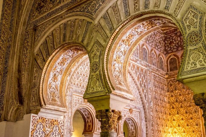 Seville: Royal Alcázar Entry Ticket - Getting to the Royal Alcázar