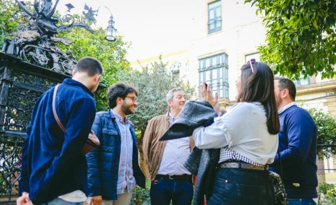 Seville: Small-Group Jewish Quarter Discovery Walking Tour - Important Tour Information