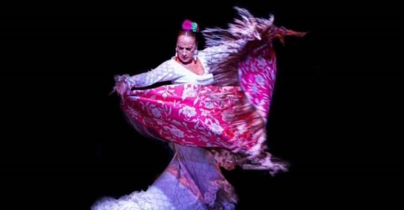 Seville: Tapas Dinner and Flamenco Show - Key Points