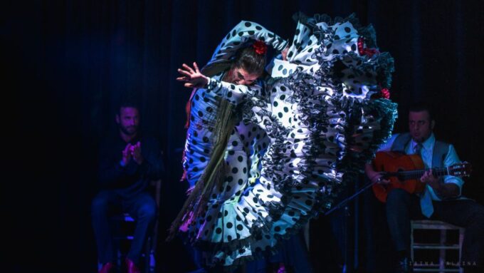 Seville: Traditional Flamenco Show in Triana - Guest Experiences and Testimonials