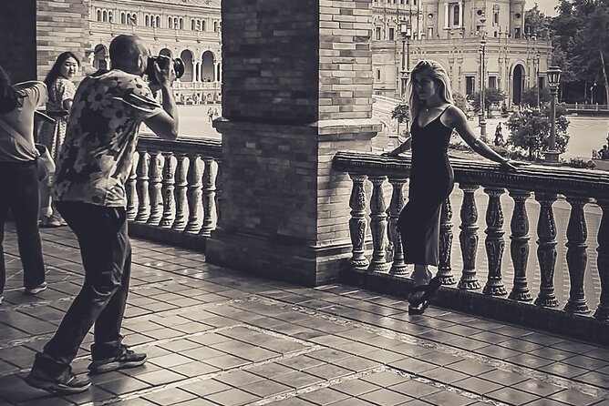 Seville Travel Captures - Meeting Point and Pickup