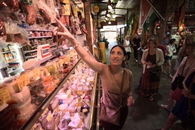Seville: Triana Market Tour With Tastings - Inclusions and Exclusions